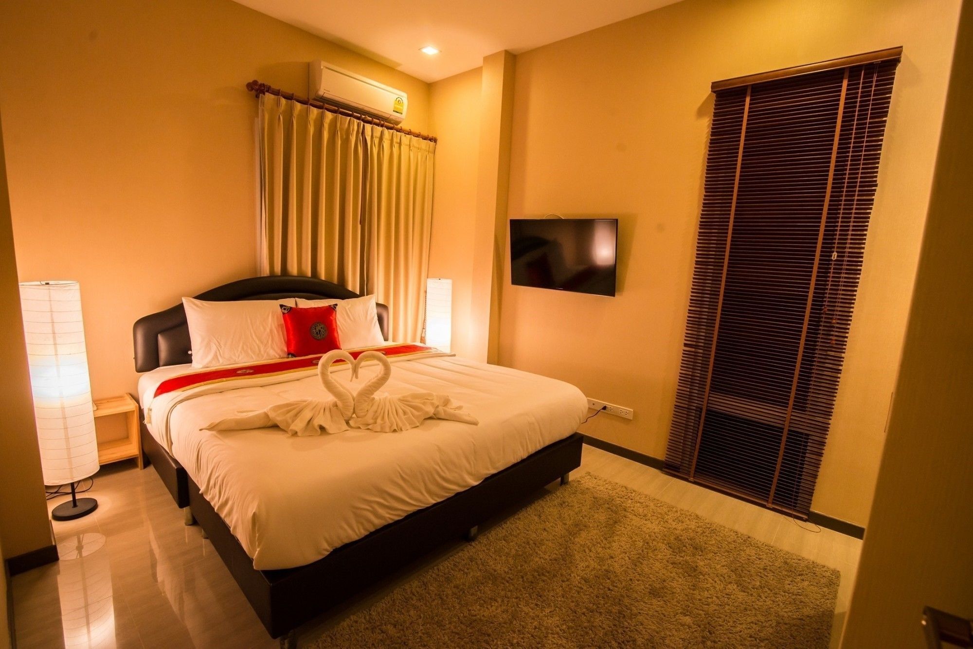 The Ville Deluxe Modern Pool Villa Pattaya Bagian luar foto
